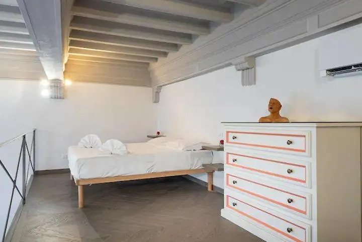 Unyca Domus22 Duomo Apartment Florence